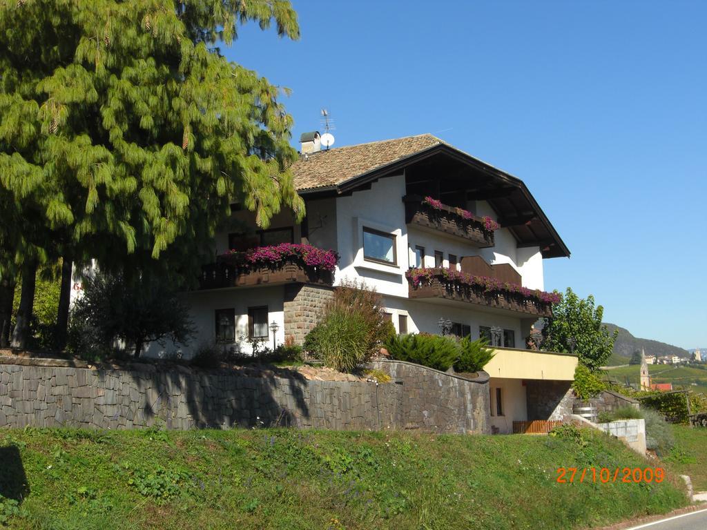 Garni Runggner Traubenhof Hotel Termeno Exterior foto
