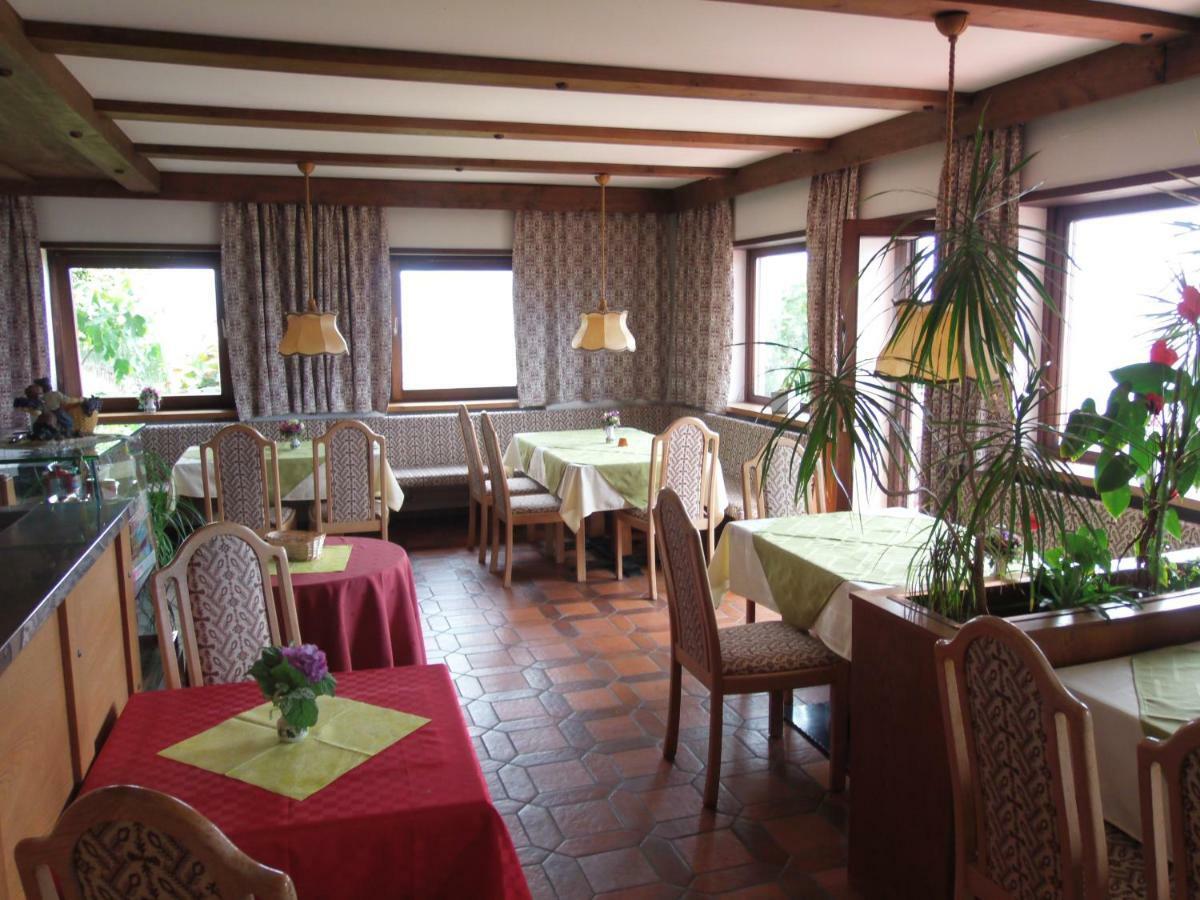 Garni Runggner Traubenhof Hotel Termeno Exterior foto